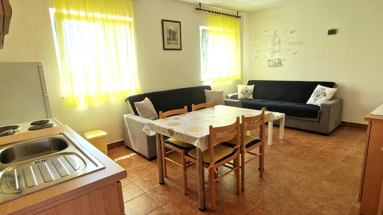 Apartment Hrzina Крк Экстерьер фото