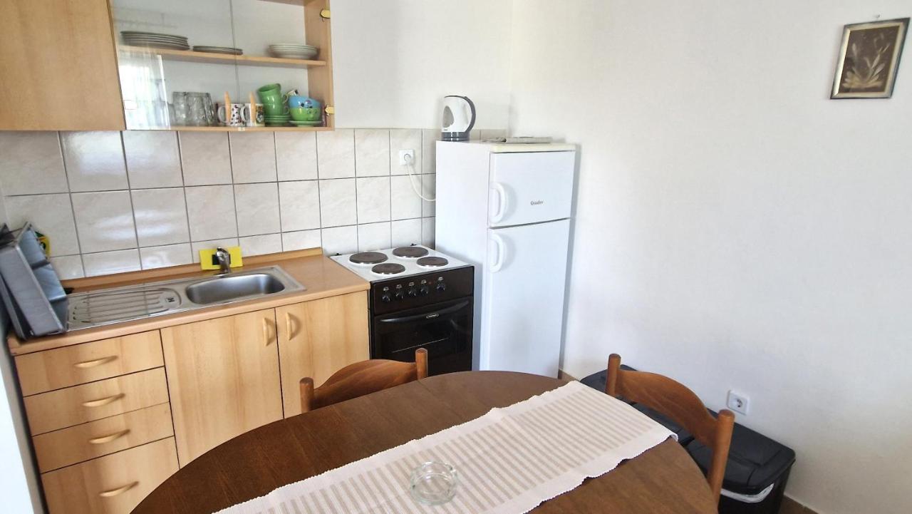 Apartment Hrzina Крк Экстерьер фото