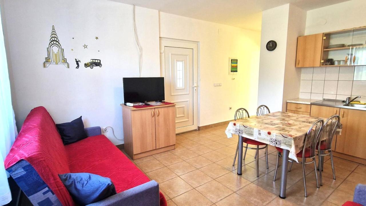Apartment Hrzina Крк Экстерьер фото