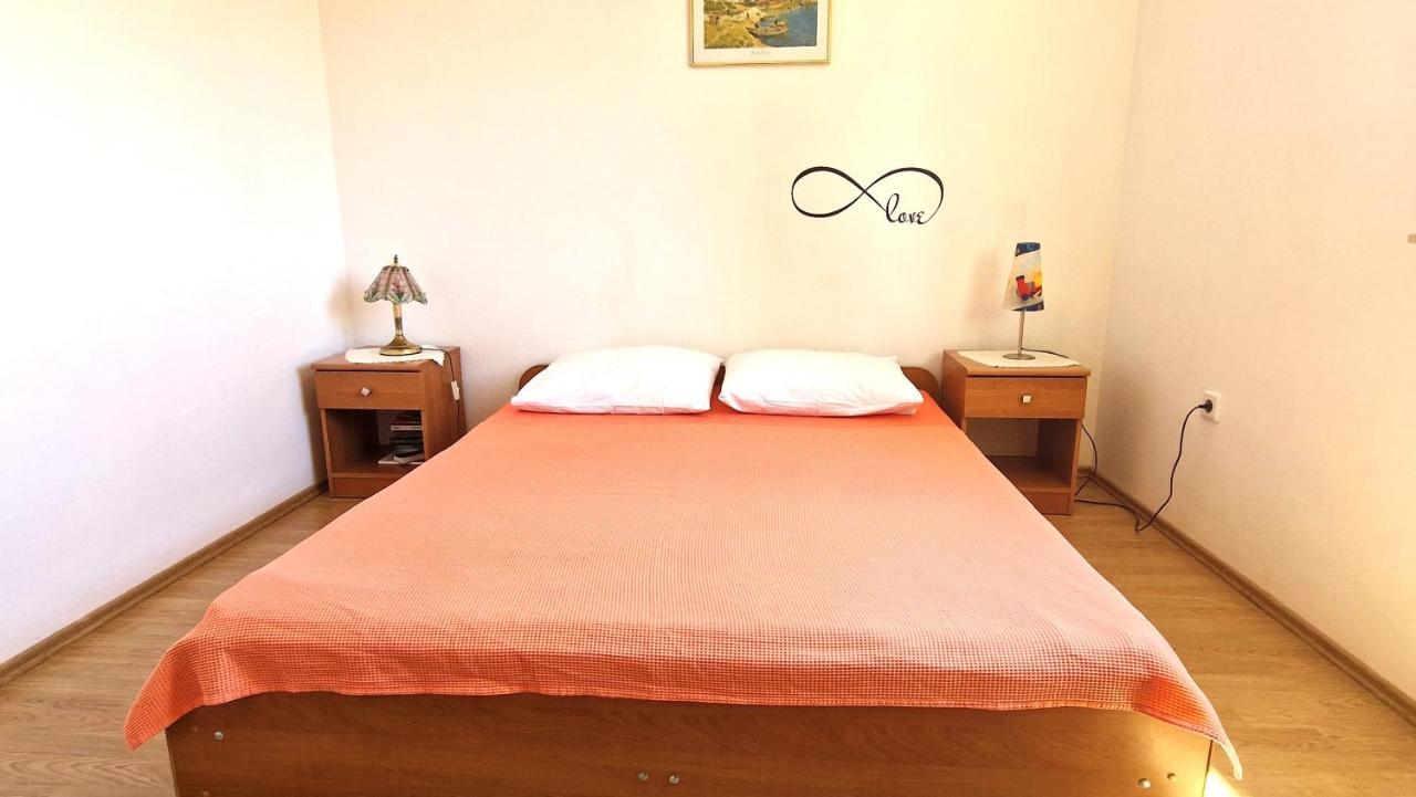 Apartment Hrzina Крк Экстерьер фото
